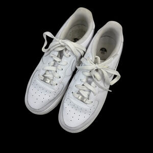 NIKE Air Force One Triple White Low Cut Shoe Boys 6Y Comfy‎ Casual Athletic